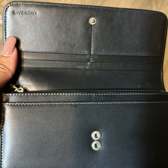 Givenchy Black leather Wallet - Picture 6 of 12